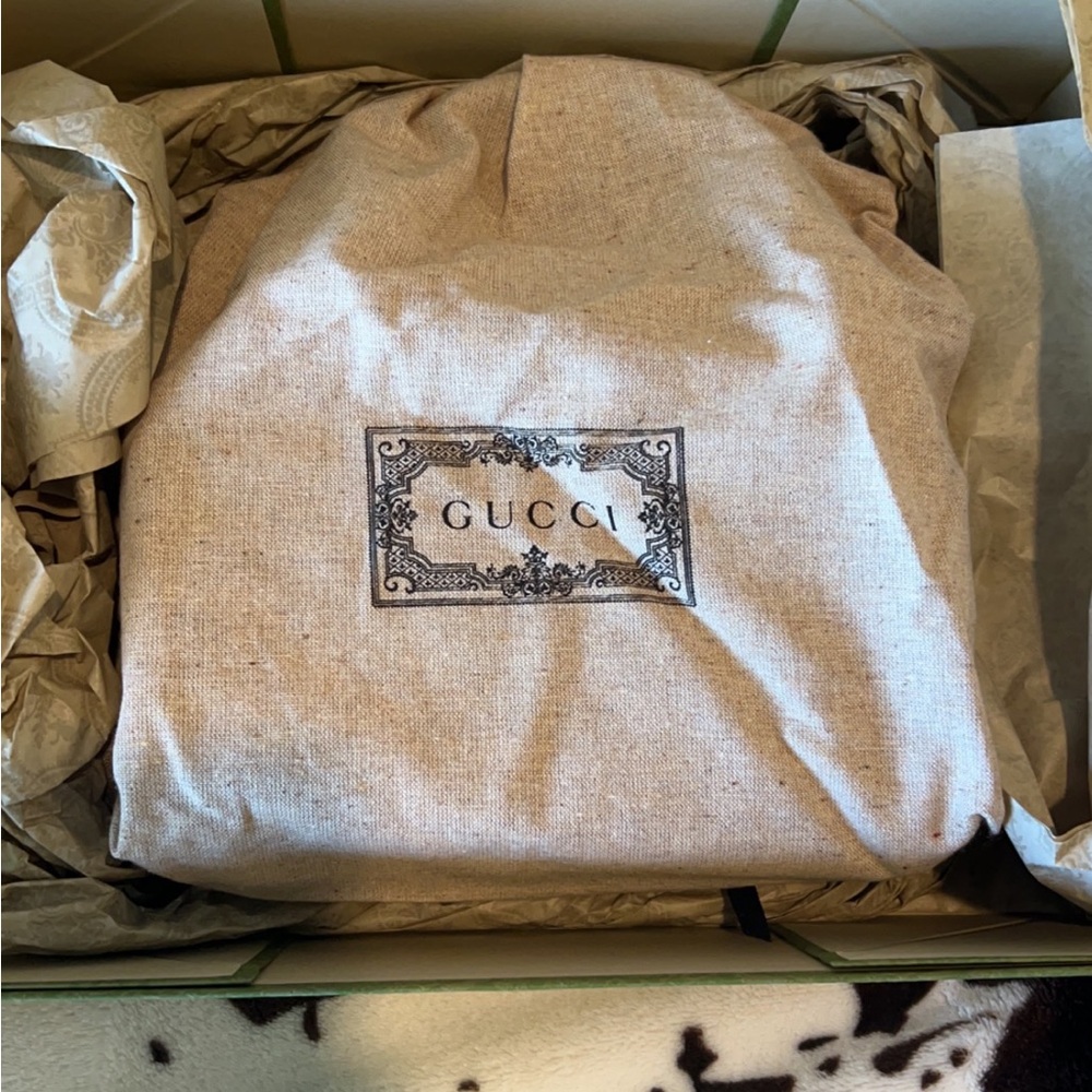 Gucci Diana